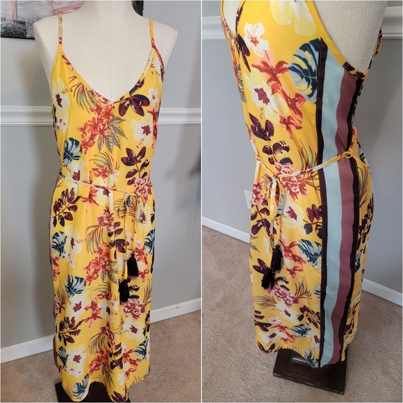 Gorgeous yellow floral slip dress with side stripes by Miken. Sz S. Worn once. - Picture 4 of 4